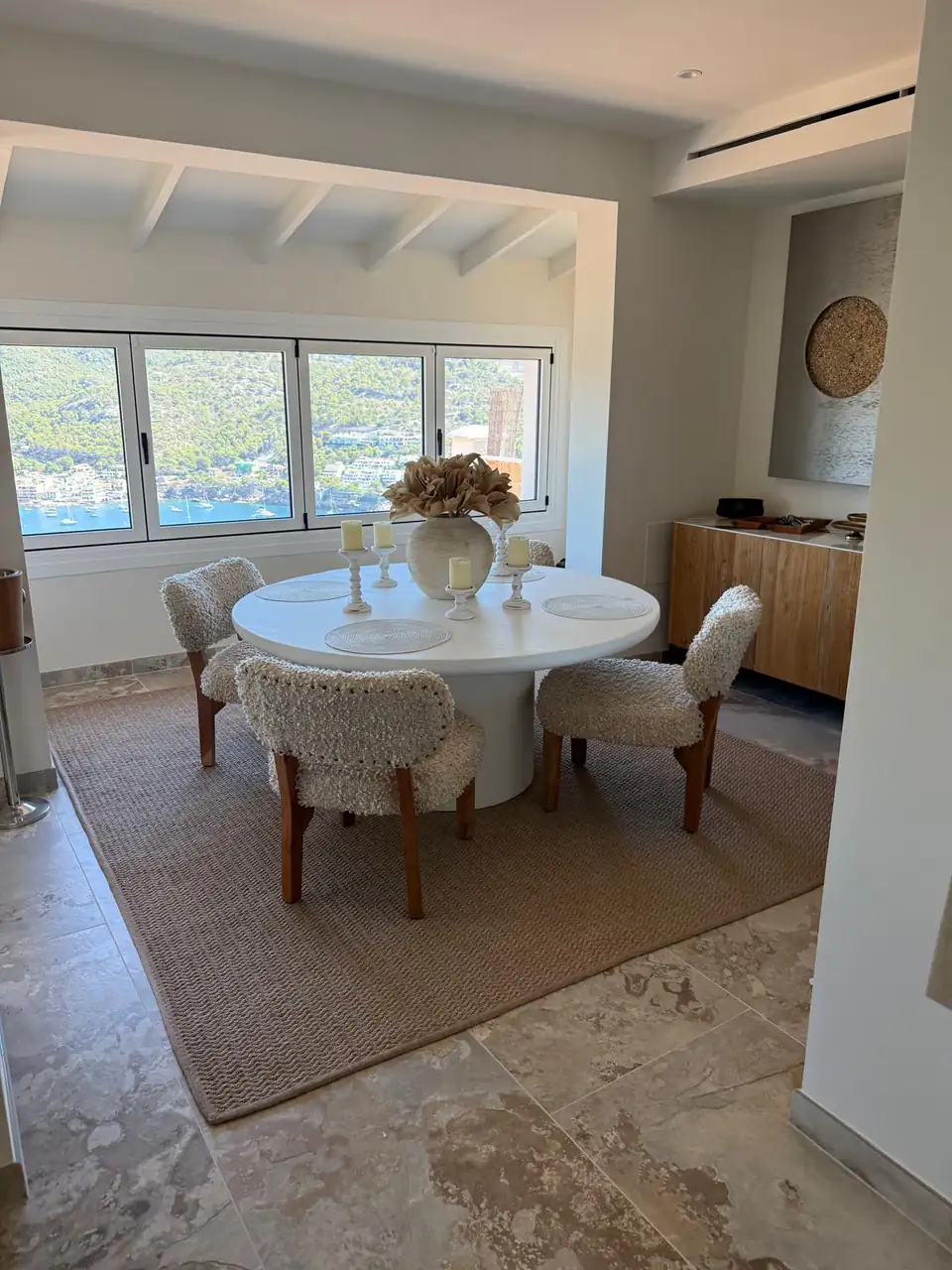 Interior mediterráneo de la casa de Eliseo y Sophie en Puerto de Andratx 14